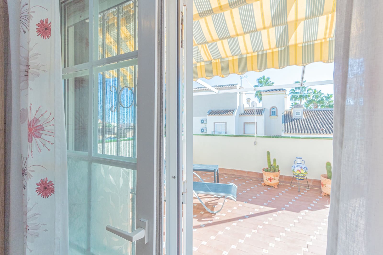 3 slaapkamer Rijtjeshuis te koop in Playa Flamenca met zwembad - € 259.000 (Ref: 9516561)