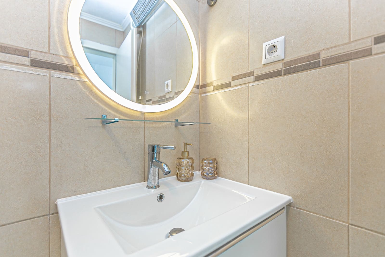 2 soveværelse Bungalow til salg i Torrevieja med swimmingpool - € 145.000 (Ref: 9539079)