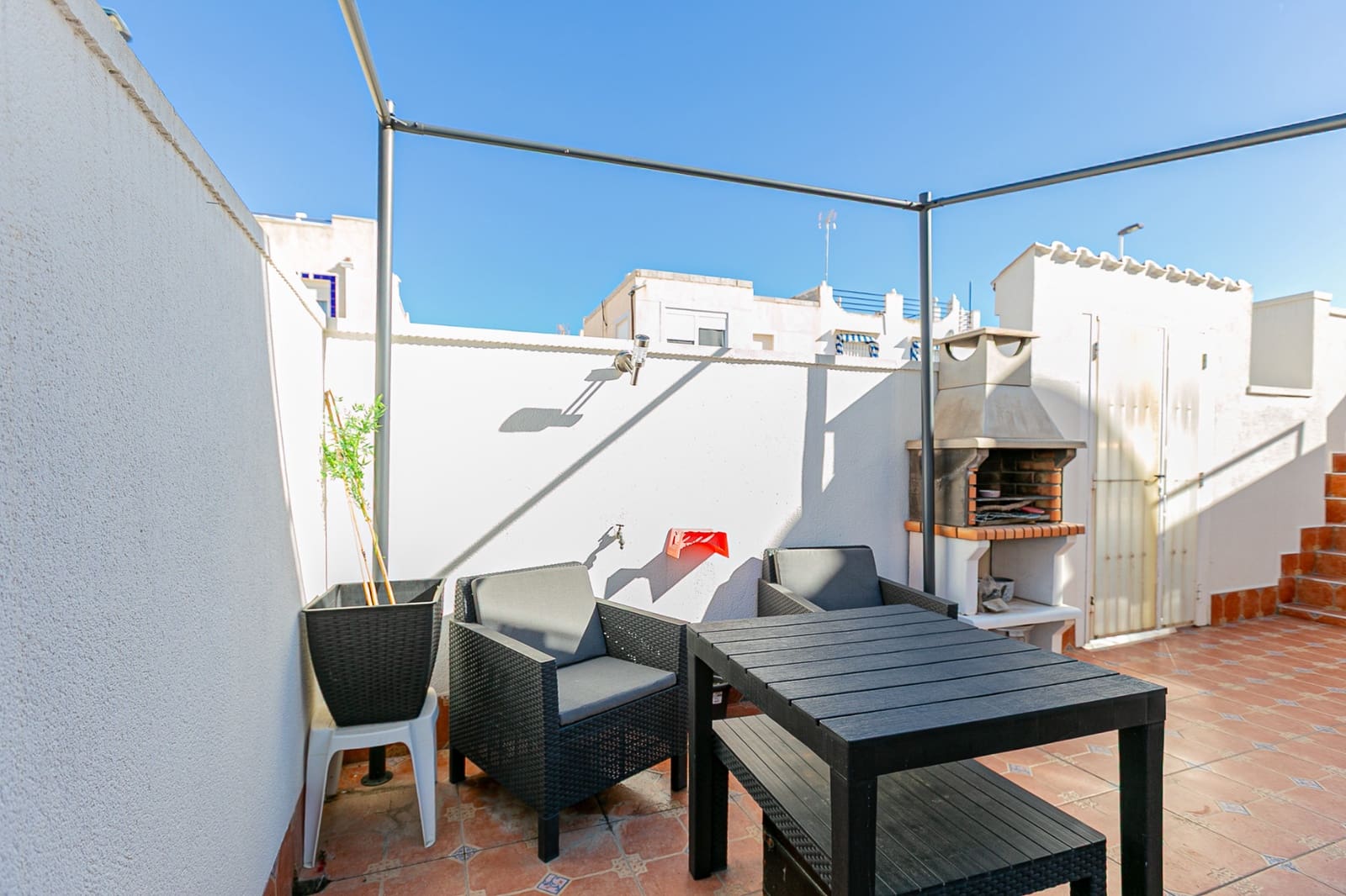 2 soveværelse Bungalow til salg i Torrevieja med swimmingpool - € 145.000 (Ref: 9539079)