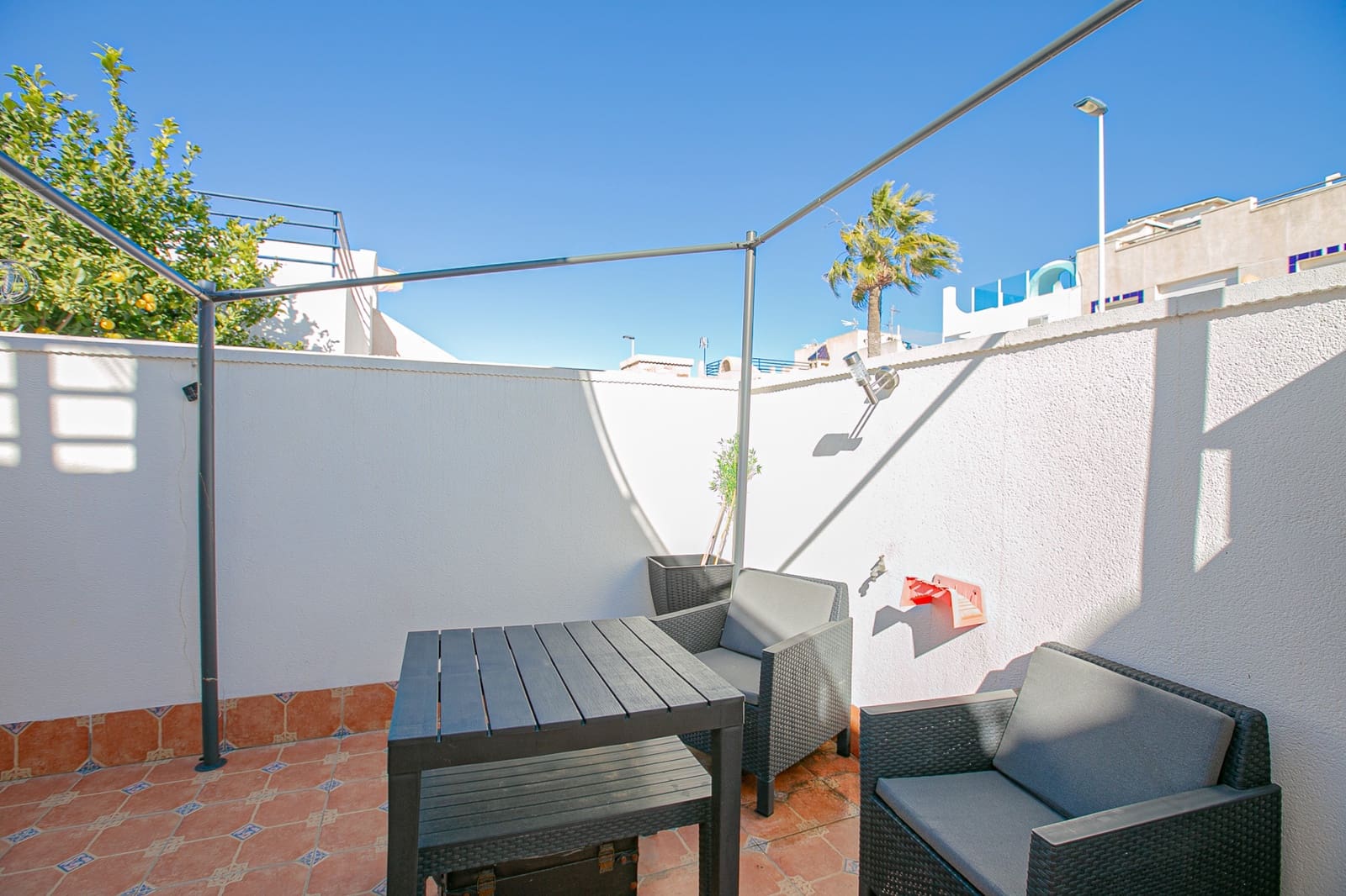 2 soveværelse Bungalow til salg i Torrevieja med swimmingpool - € 145.000 (Ref: 9539079)