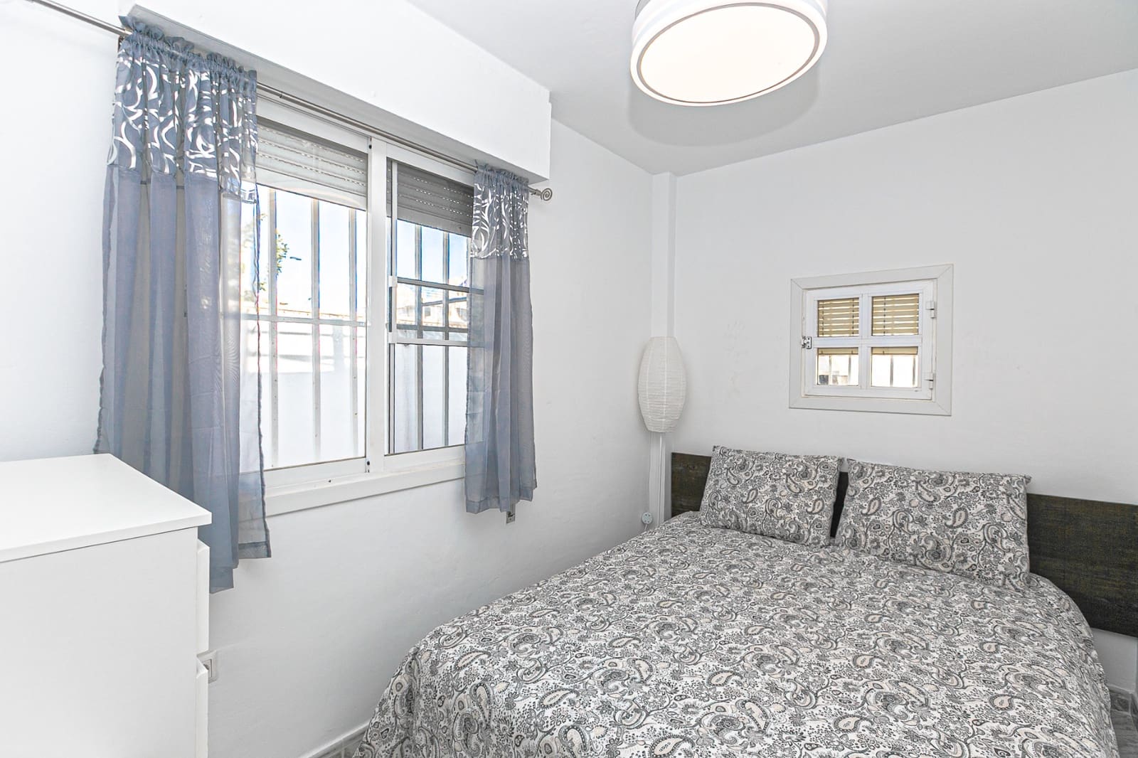 2 soveværelse Bungalow til salg i Torrevieja med swimmingpool - € 145.000 (Ref: 9539079)