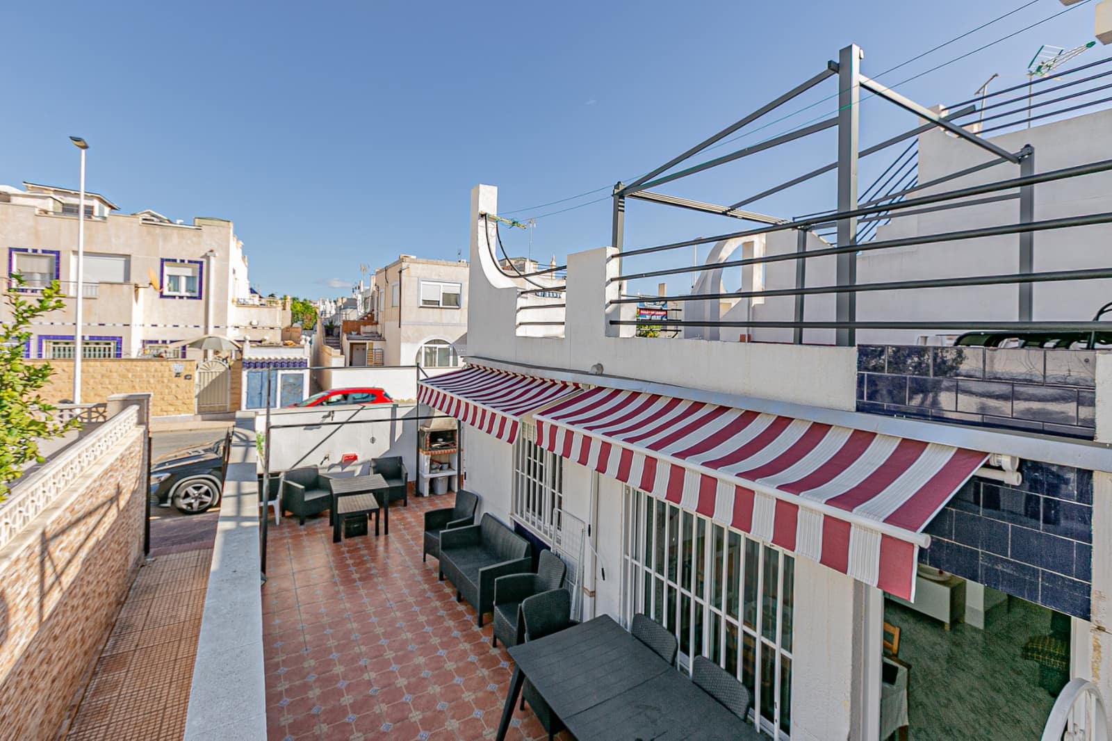 2 soveværelse Bungalow til salg i Torrevieja med swimmingpool - € 145.000 (Ref: 9539079)