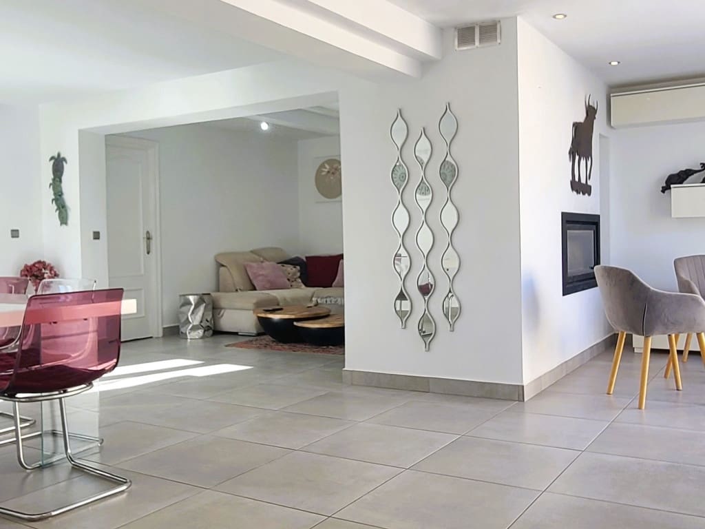 4 makuuhuone Huvila myytävänä paikassa Los Balcones mukana uima-altaan - 535 000 € (Ref: 9541894)