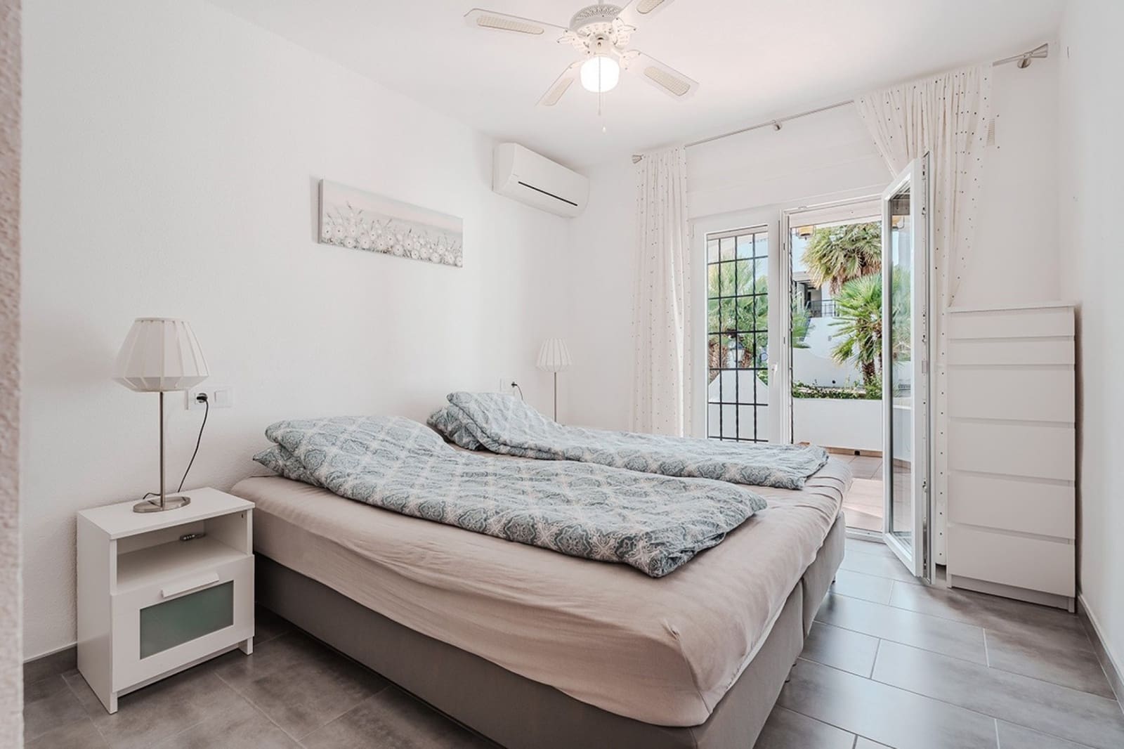 Casa de 3 habitaciones en Villamartin en venta con piscina - 299.000 € (Ref: 9542078)