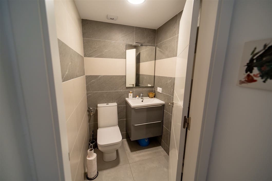 4 Zimmer Villa zu verkaufen in La Siesta mit Pool - 495.000 € (Ref: 9542561)