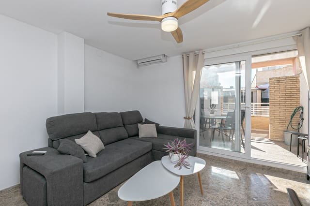 Ático de 2 habitaciones en Centro, Torrevieja en venta - 200.000 € (Ref: 9550127)