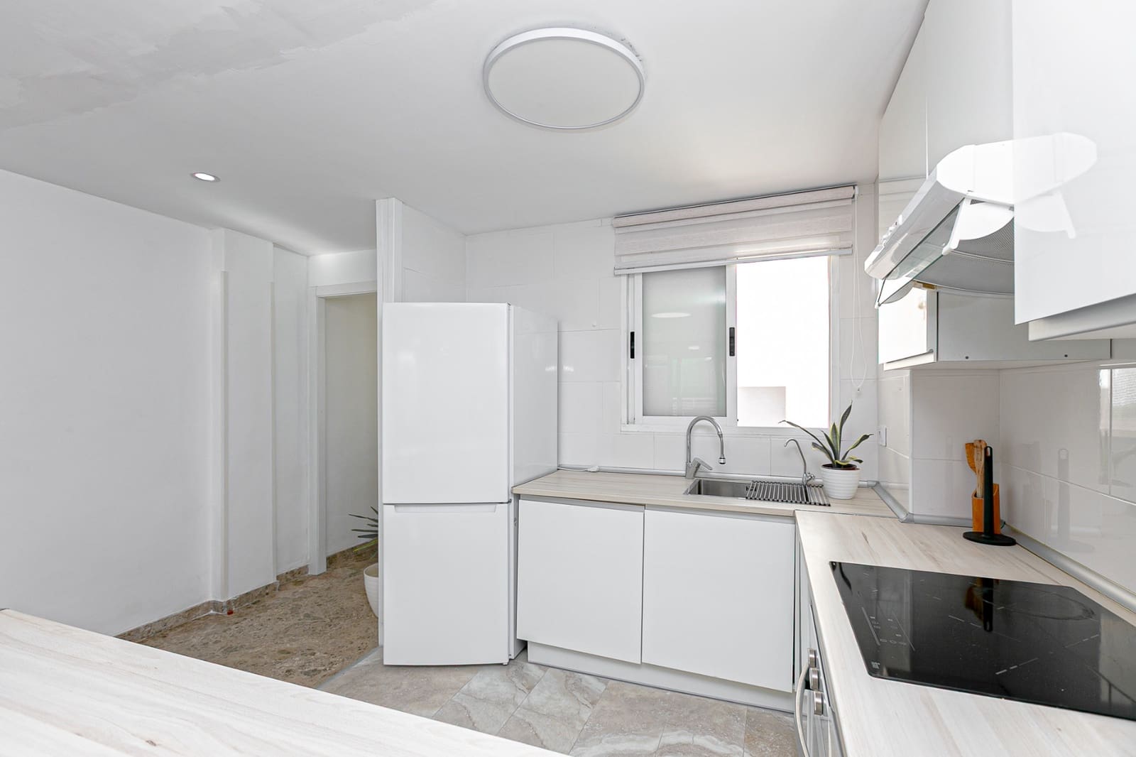 Ático de 2 habitaciones en Torrevieja en venta - 200.000 € (Ref: 9550127)