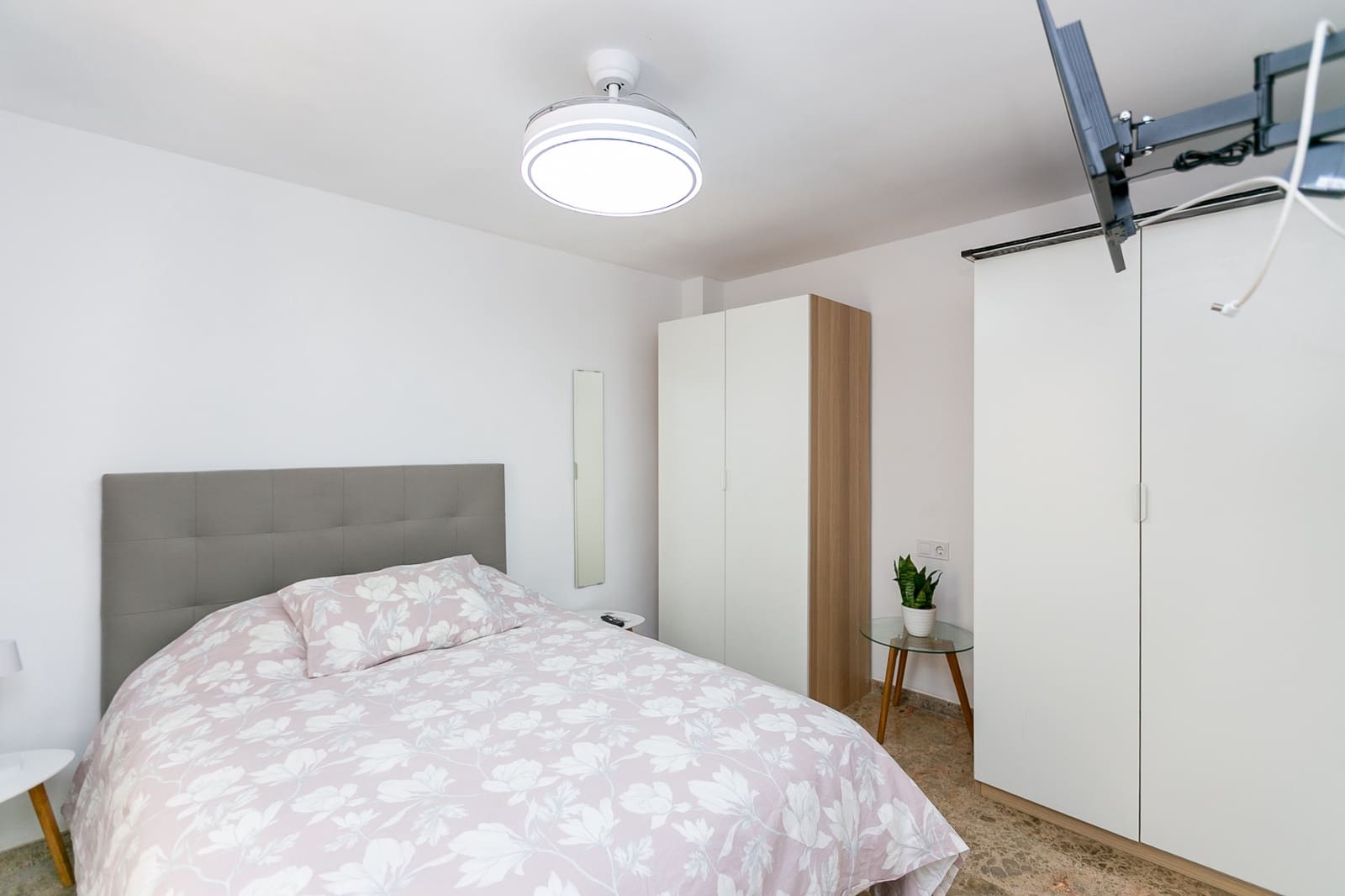 Ático de 2 habitaciones en Torrevieja en venta - 200.000 € (Ref: 9550127)