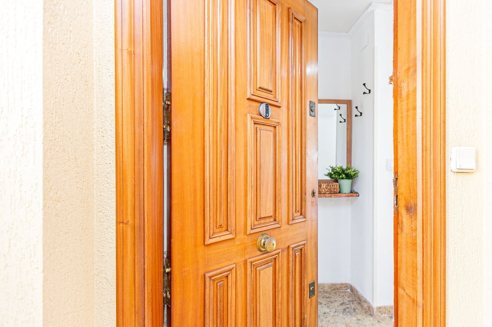 Ático de 2 habitaciones en Torrevieja en venta - 200.000 € (Ref: 9550127)