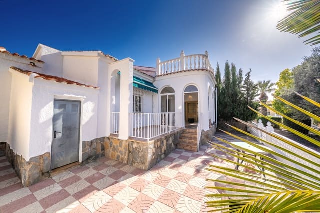 3 chambre Villa/Maison à vendre à La Marina, Elche / Elx avec piscine - 225 000 € (Ref: 9560733)