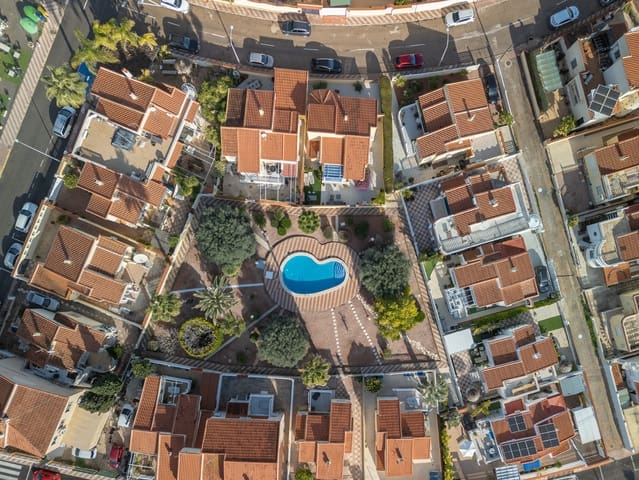 3 camera da letto Villa in vendita in La Marina, Elche / Elx con piscina - 225.000 € (Rif: 9560733)