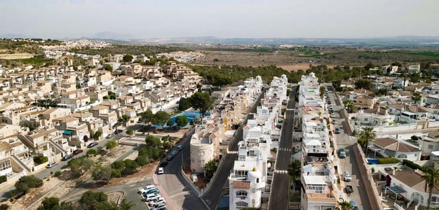 1 sovrum Takvåning till salu i Villamartin, Orihuela med garage - 129 000 € (Ref: 9563685)