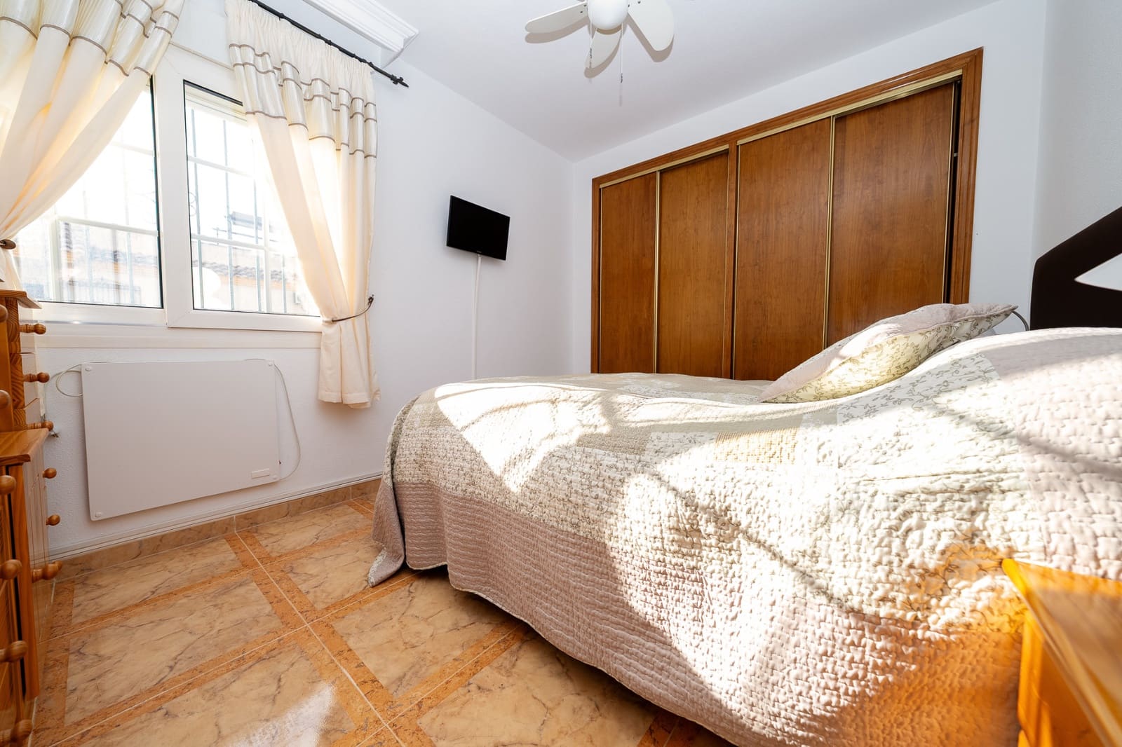 2 slaapkamer Appartement te koop in Villamartin met zwembad - € 149.950 (Ref: 9564090)