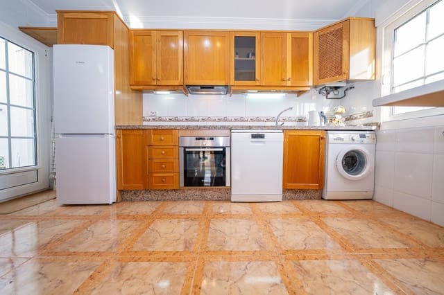 2 soverom Leilighet til salgs i Villamartin, Orihuela med svømmebasseng - € 149 950 (Ref: 9564090)