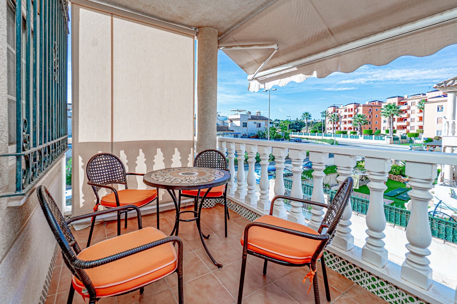 2 slaapkamer Appartement te koop in Villamartin met zwembad - € 149.950 (Ref: 9564090)