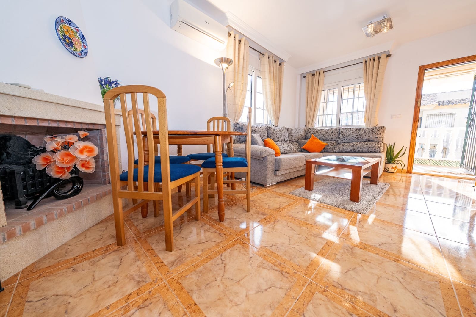 2 slaapkamer Appartement te koop in Villamartin met zwembad - € 149.950 (Ref: 9564090)