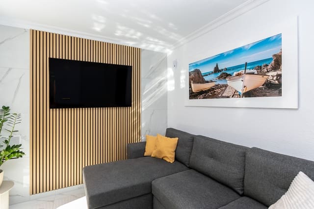 1 chambre Appartement à vendre à Gaspar Perelló, Torrevieja avec piscine - 170 000 € (Ref: 9584651)