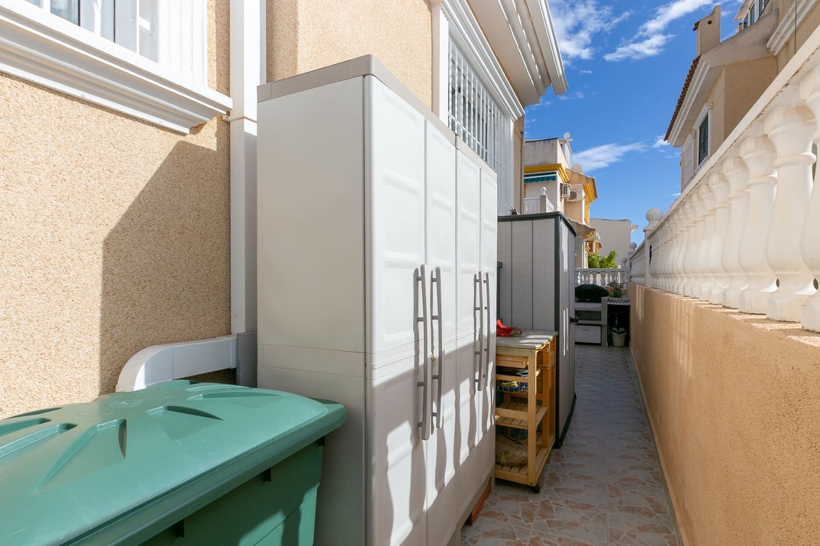 2 slaapkamer Huis te koop in Playa Flamenca met zwembad - € 229.000 (Ref: 9585037)