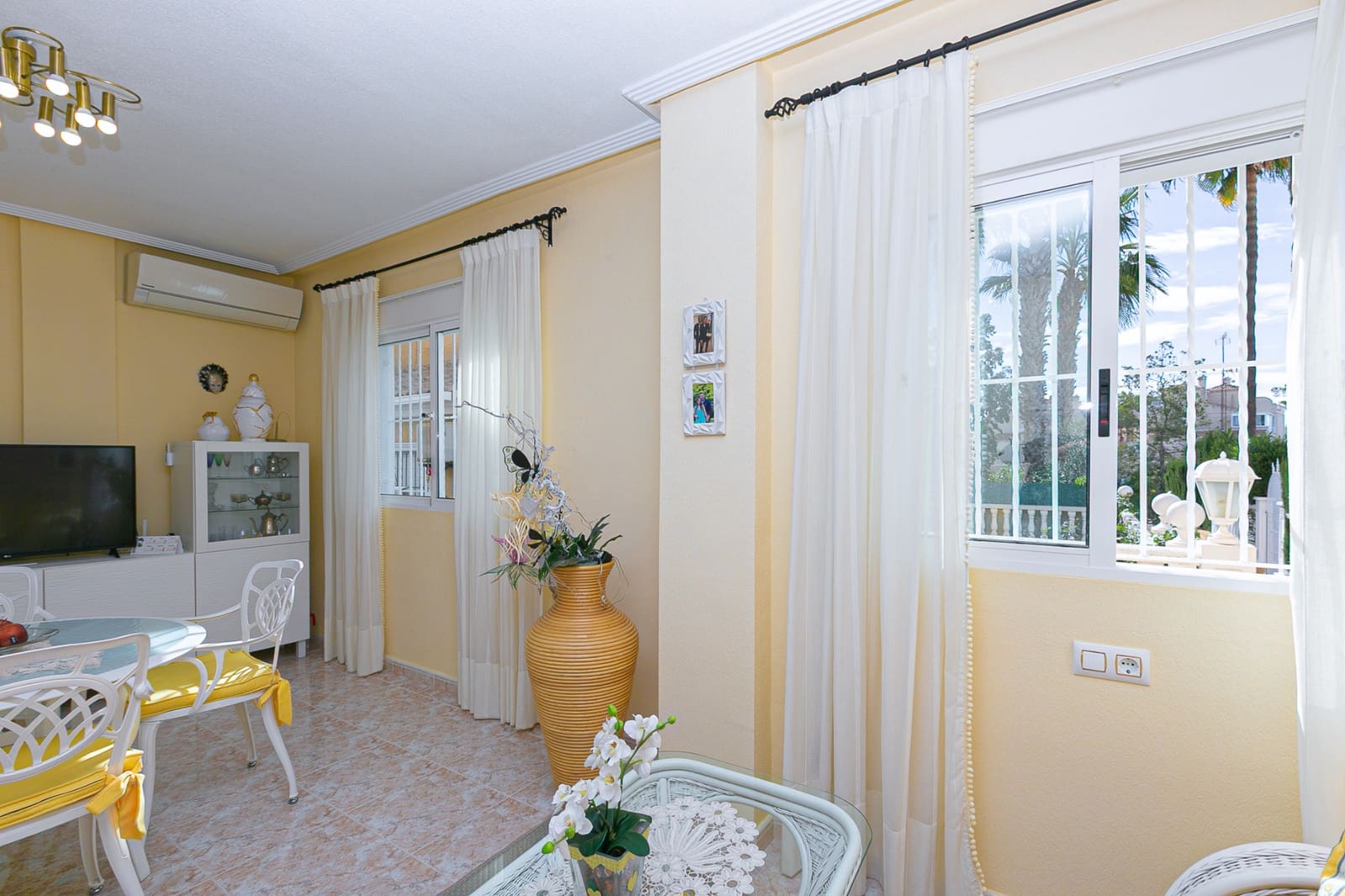 2 slaapkamer Huis te koop in Playa Flamenca met zwembad - € 229.000 (Ref: 9585037)