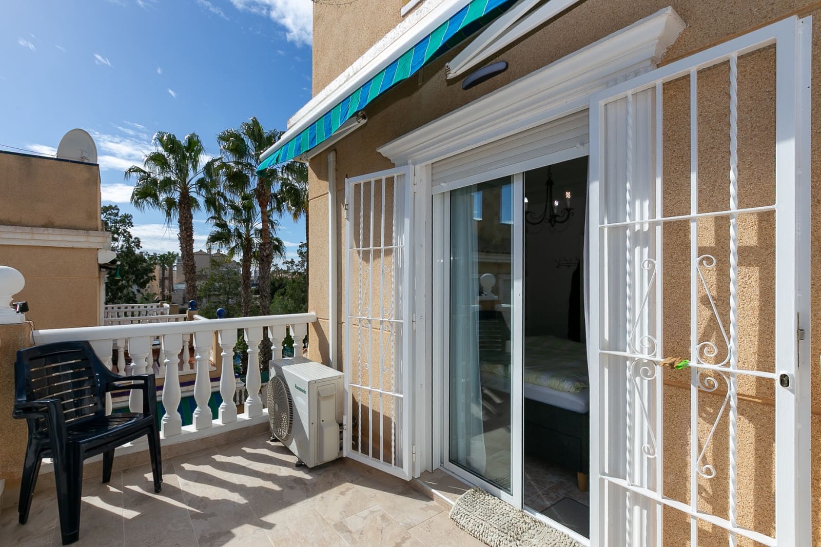 2 slaapkamer Huis te koop in Playa Flamenca met zwembad - € 229.000 (Ref: 9585037)