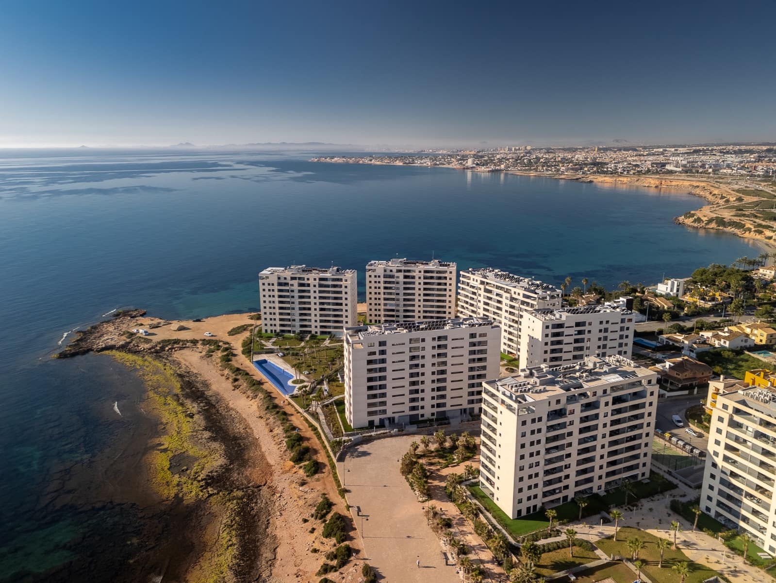 3 bedroom Penthouse for sale in Punta Prima with pool garage - € 795,000 (Ref: 9624262)