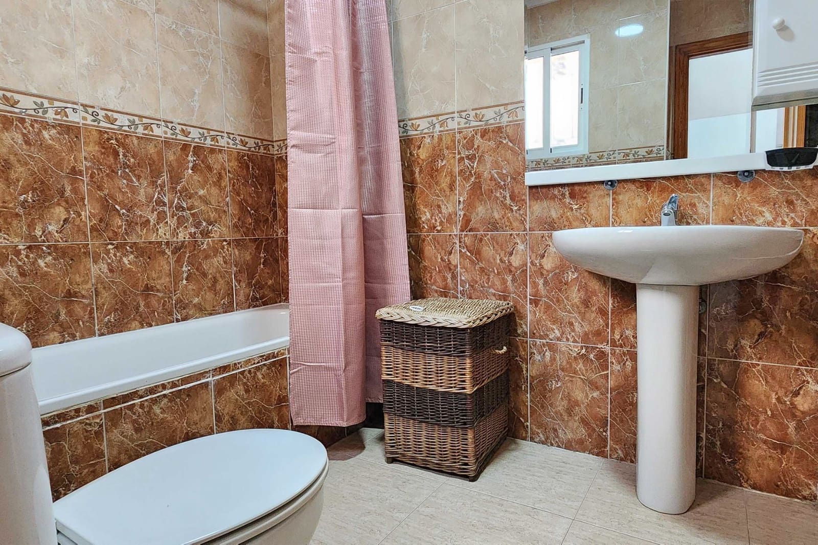 2 Zimmer Haus zu verkaufen in Torrevieja mit Pool - 139.000 € (Ref: 9626376)