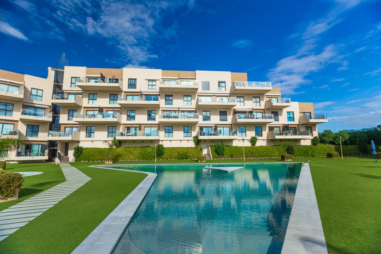 2 Zimmer Apartment zu verkaufen in La Zenia mit Pool - 249.900 € (Ref: 9628009)