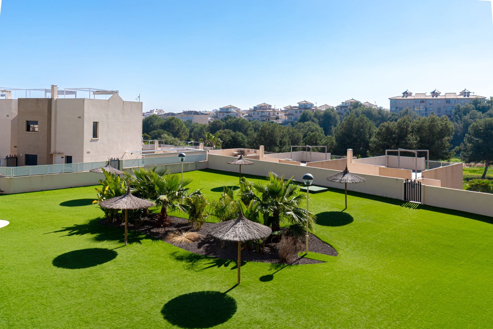 2 bedroom Apartment for sale in La Zenia with pool - € 249,900 (Ref: 9628009)