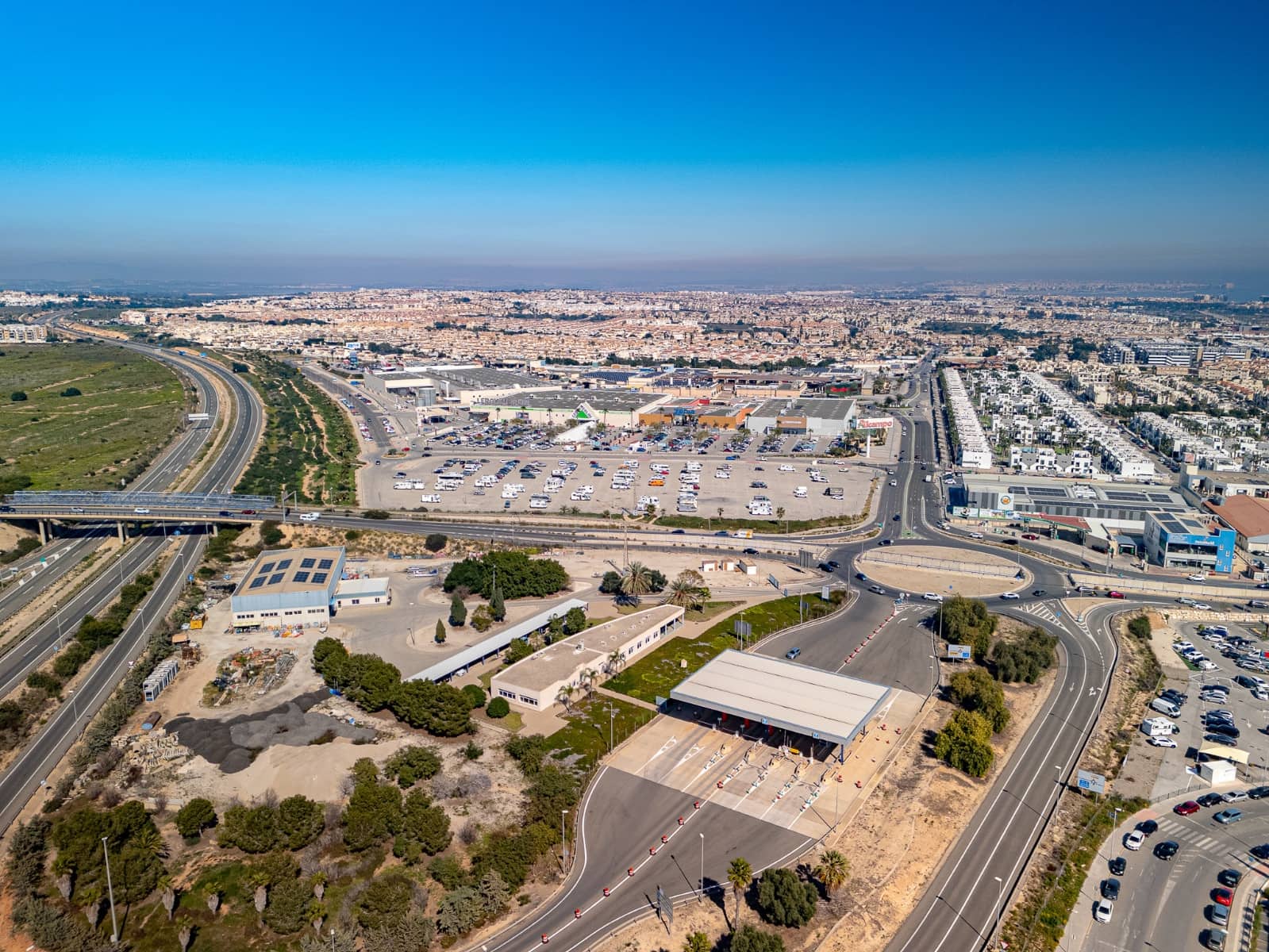 2 bedroom Apartment for sale in La Zenia with pool - € 249,900 (Ref: 9628009)