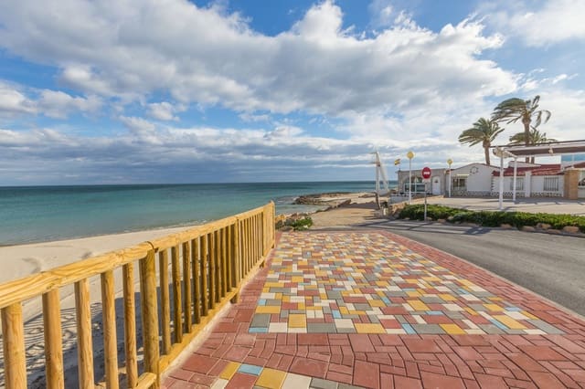 3 soveværelse Rækkehus til salg i Cabo Roig, Orihuela med swimmingpool - € 239.000 (Ref: 9628318)