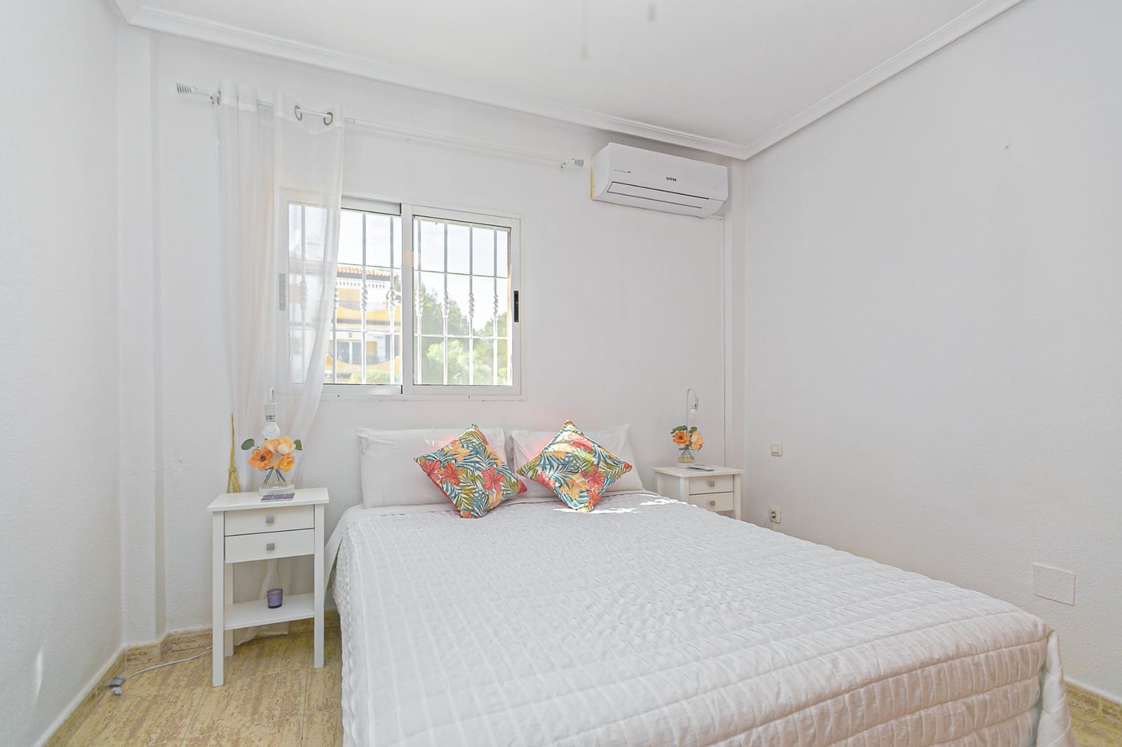 2 soveværelse Semi-Rækkehus til salg i Pilar de la Horadada med swimmingpool - € 235.000 (Ref: 9630585)