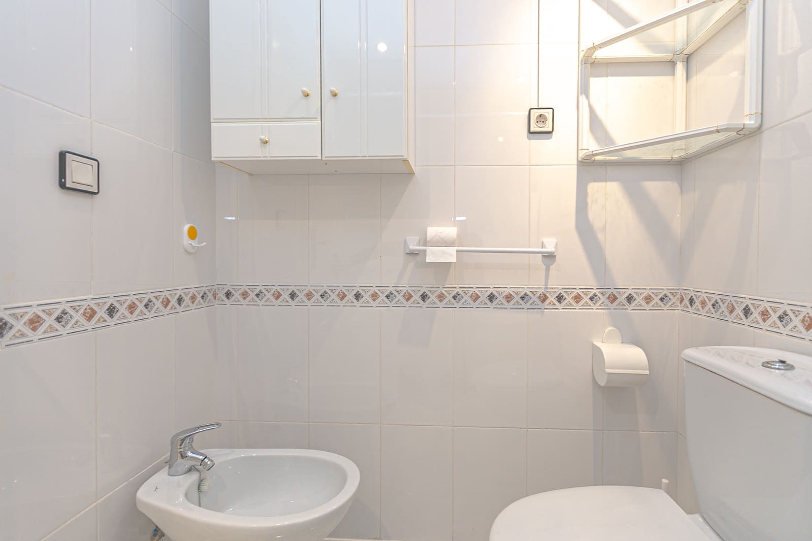 2 soverom Bungalow til salgs i La Florida med svømmebasseng - € 140 000 (Ref: 9632685)