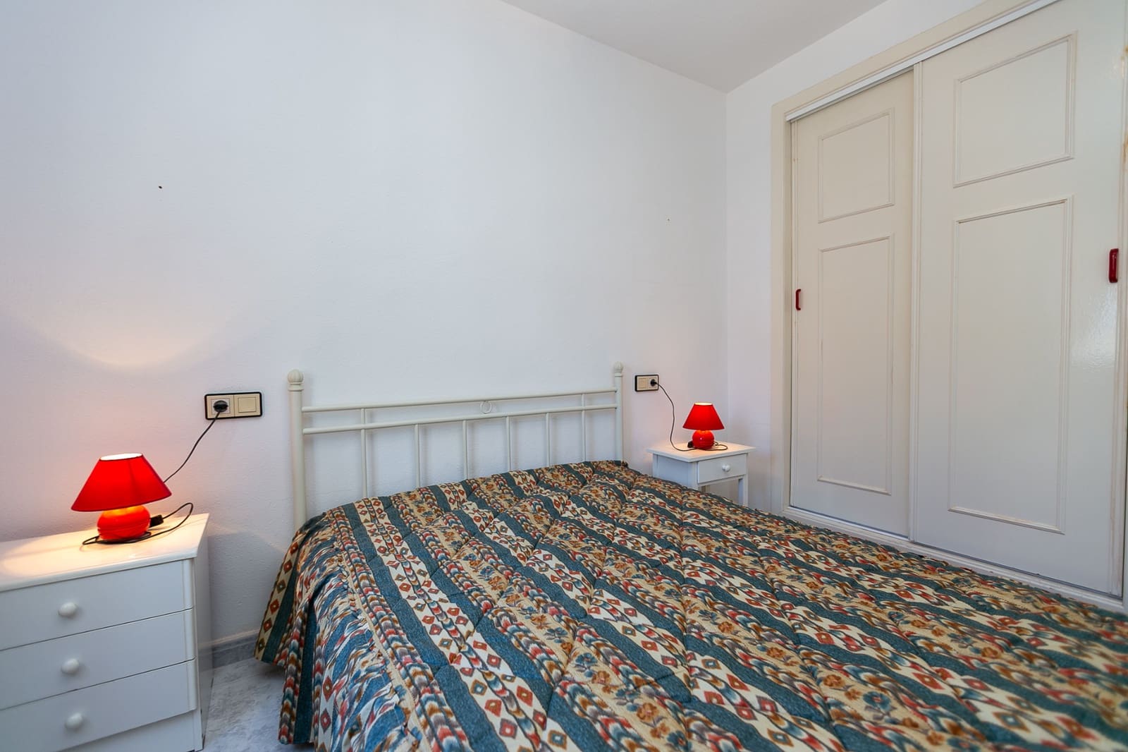 2 soverom Bungalow til salgs i La Florida med svømmebasseng - € 140 000 (Ref: 9632685)