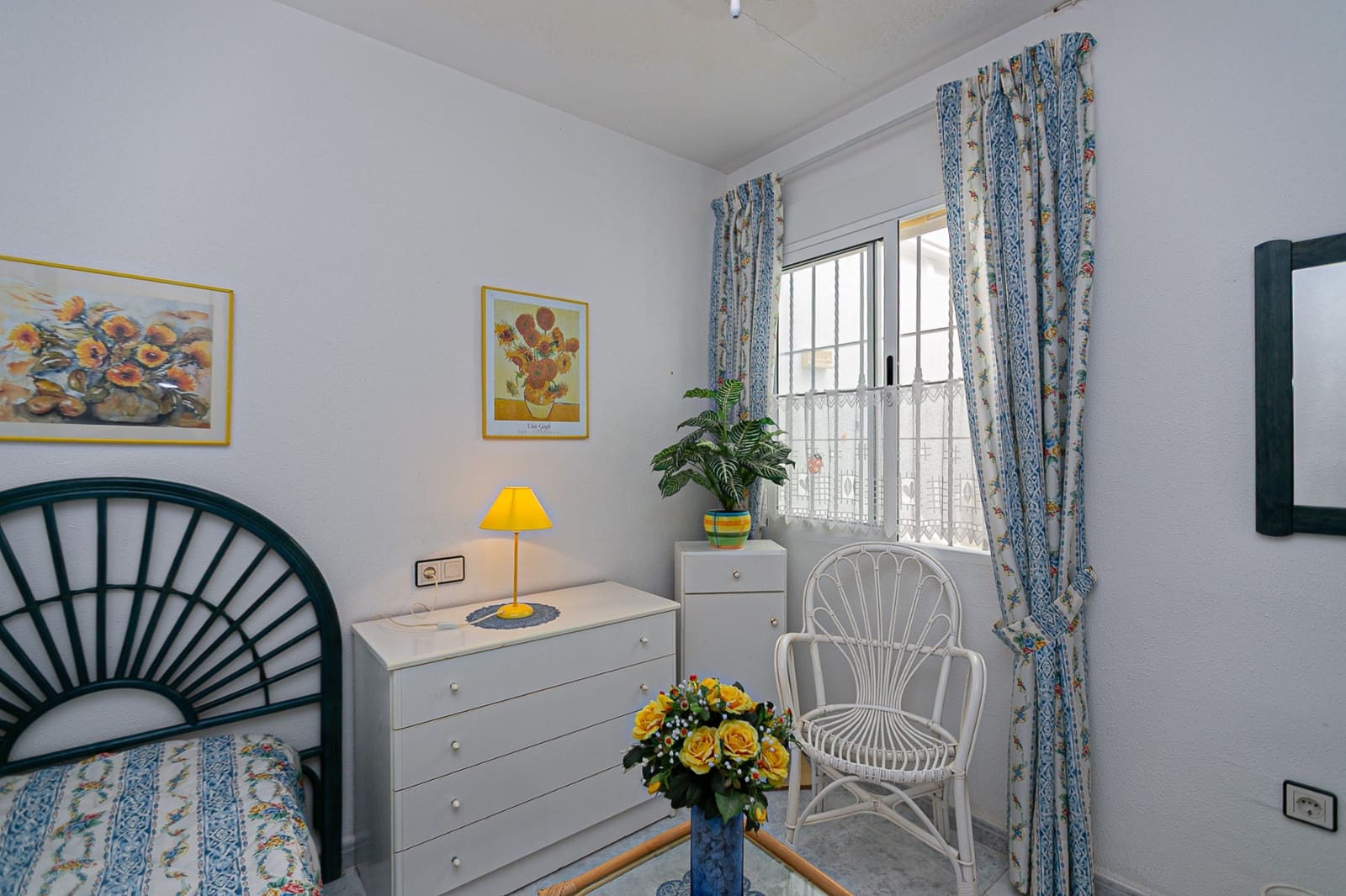 2 soverom Bungalow til salgs i La Florida med svømmebasseng - € 140 000 (Ref: 9632685)