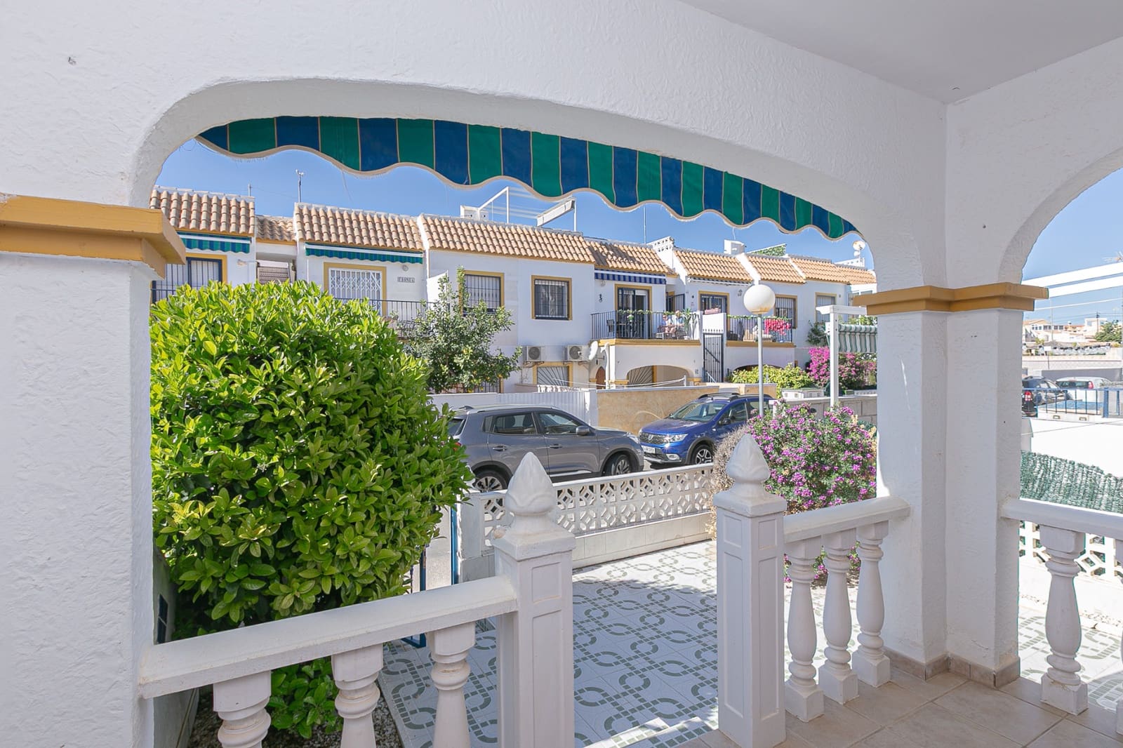 2 soverom Bungalow til salgs i La Florida med svømmebasseng - € 140 000 (Ref: 9632685)