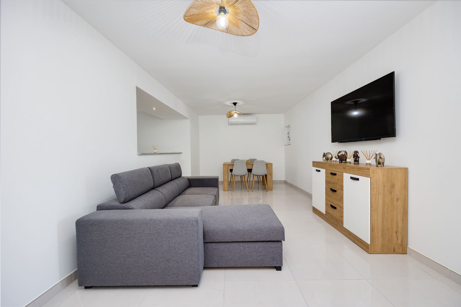 3 Zimmer Villa zu verkaufen in Los Montesinos mit Pool - 329.900 € (Ref: 9653037)