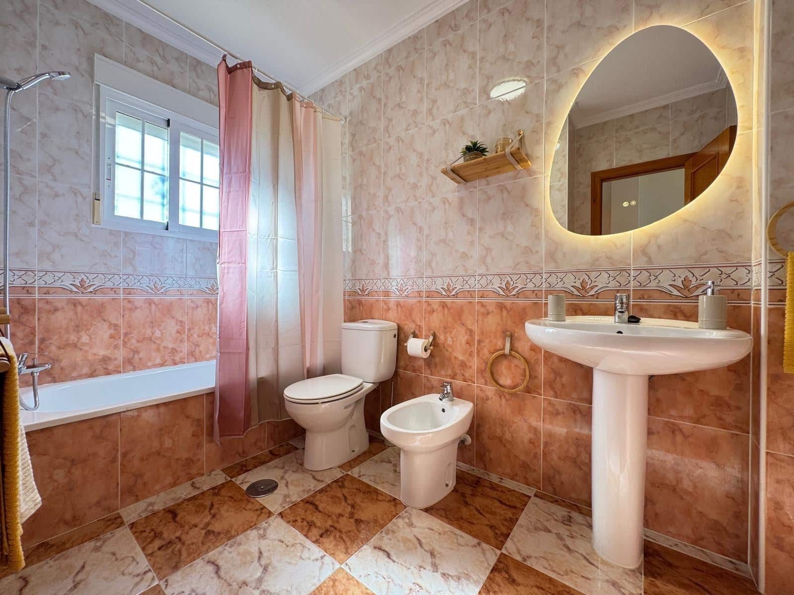 2 chambre Villa/Maison Mitoyenne à vendre à Orihuela Costa avec piscine - 229 900 € (Ref: 9671282)