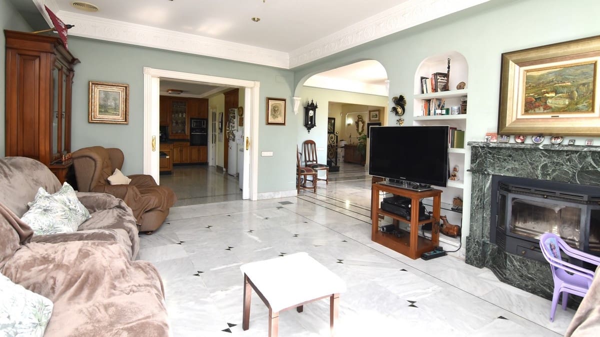 7 bedroom Villa for sale in Elche / Elx with pool garage - € 740,000 (Ref: 9671283)