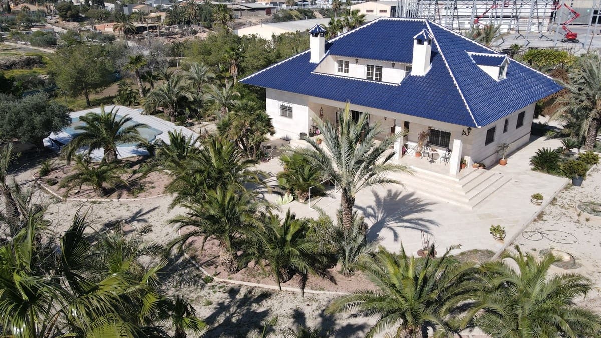 7 bedroom Villa for sale in Elche / Elx with pool garage - € 740,000 (Ref: 9671283)