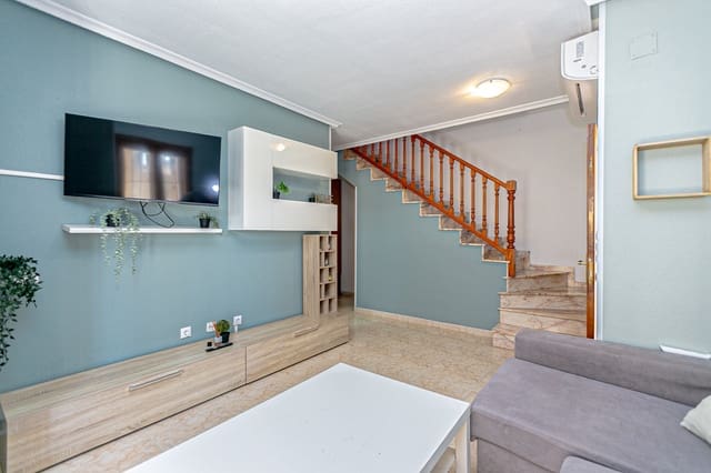 3 Zimmer Reihenhaus zu verkaufen in Playa Flamenca, Orihuela mit Pool - 239.000 € (Ref: 9715684)