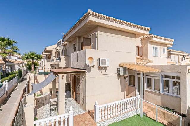 3 Zimmer Reihenhaus zu verkaufen in Playa Flamenca, Orihuela mit Pool - 239.000 € (Ref: 9715684)