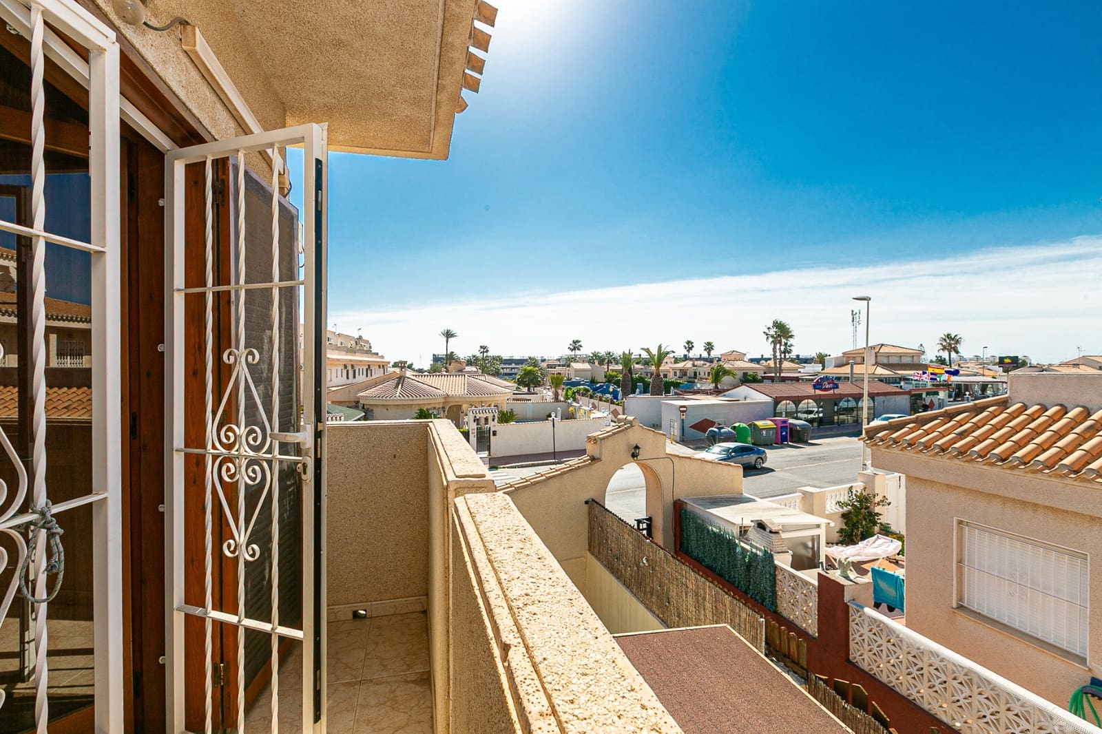 3 Zimmer Reihenhaus zu verkaufen in Playa Flamenca mit Pool - 239.000 € (Ref: 9715684)