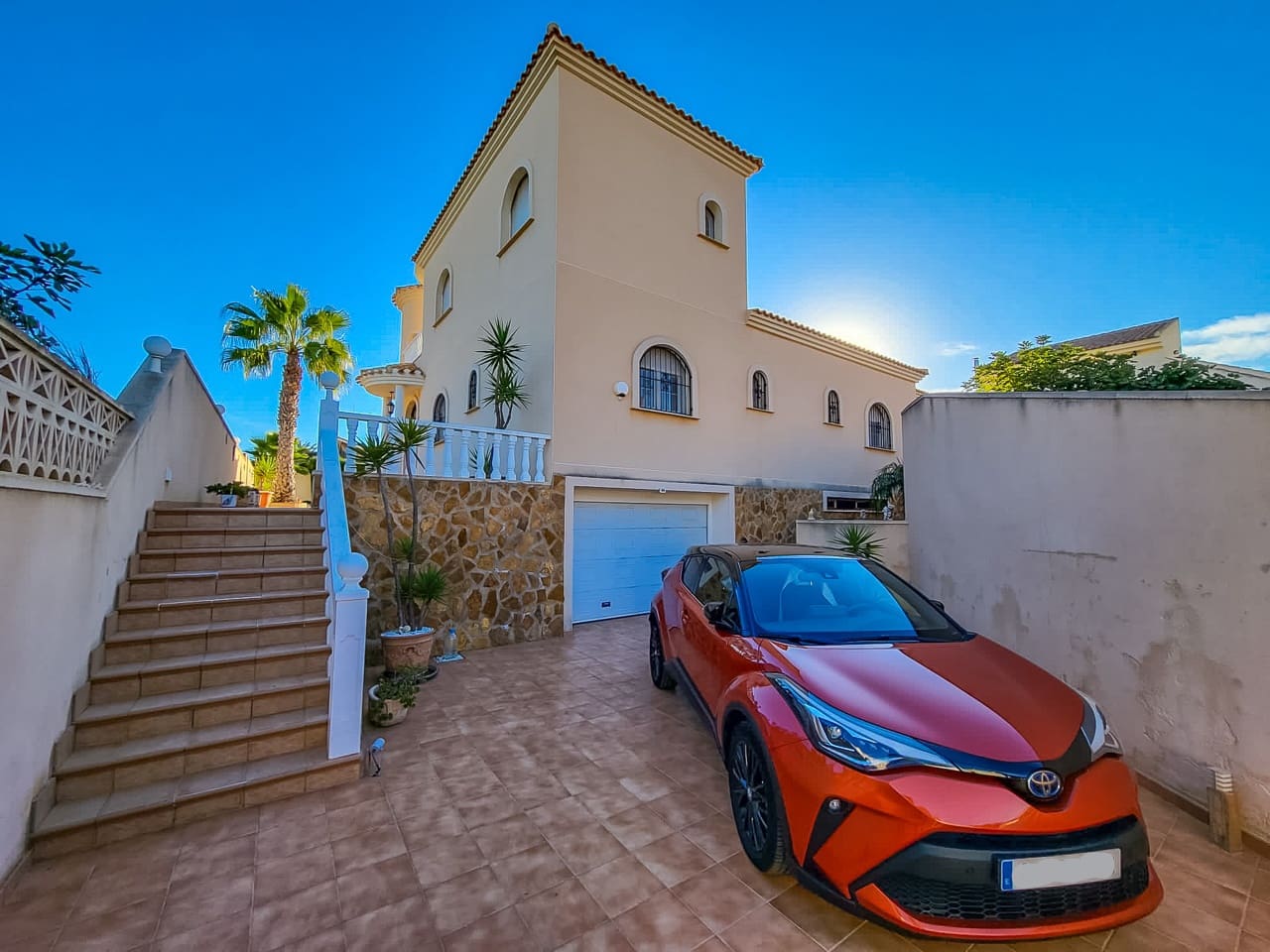 3 slaapkamer Villa te koop in Playa Flamenca met zwembad garage - € 860.000 (Ref: 9720339)