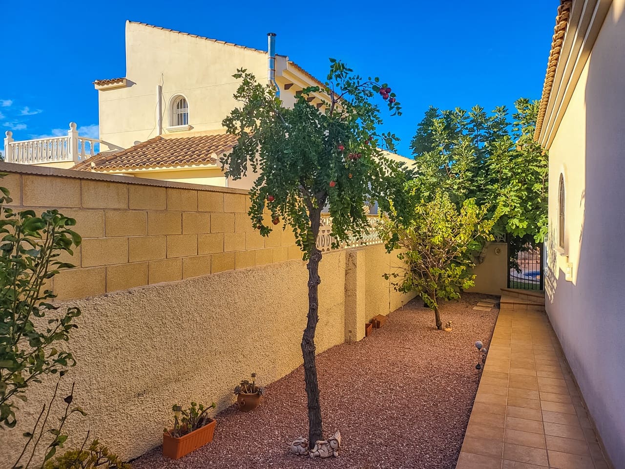 3 slaapkamer Villa te koop in Playa Flamenca met zwembad garage - € 860.000 (Ref: 9720339)