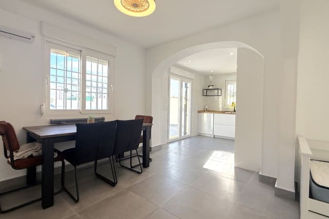 2 chambre Villa/Maison Semi-Mitoyenne à vendre à Playa Flamenca, Orihuela avec piscine - 339 000 € (Ref: 9720340)