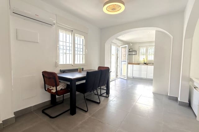 2 chambre Villa/Maison Semi-Mitoyenne à vendre à Playa Flamenca, Orihuela avec piscine - 339 000 € (Ref: 9720340)