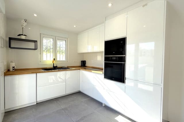 2 chambre Villa/Maison Semi-Mitoyenne à vendre à Playa Flamenca, Orihuela avec piscine - 339 000 € (Ref: 9720340)