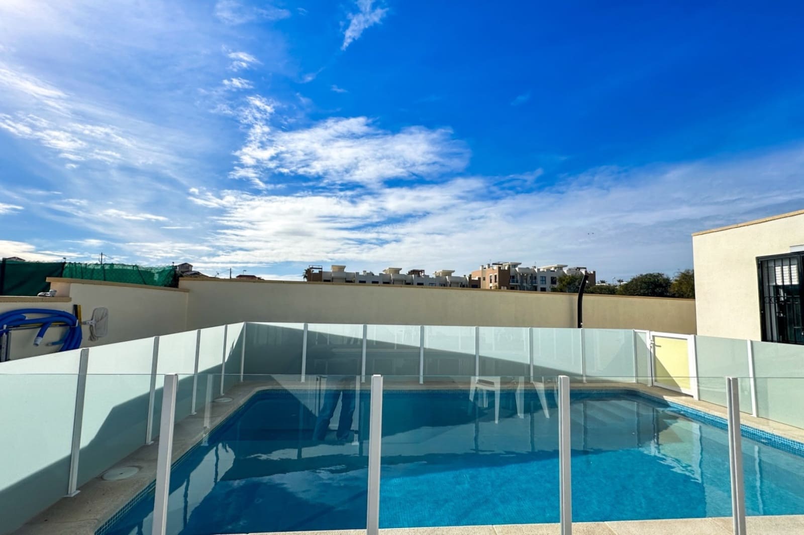 2 sypialnia Dom blizniak na sprzedaż w Playa Flamenca z basenem - 339 000 € (Ref: 9720340)