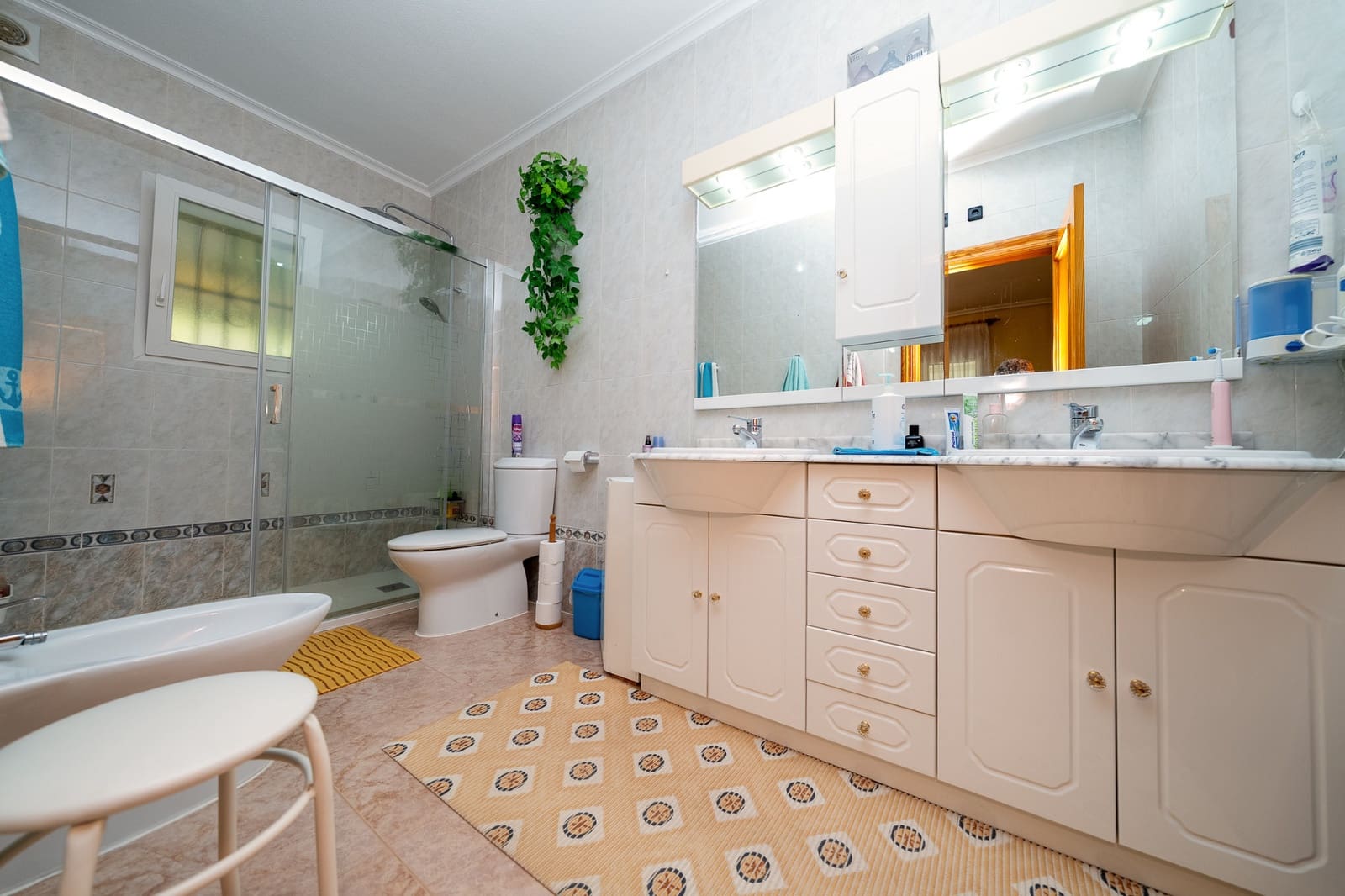3 soveværelse Villa til salg i Playa Flamenca med swimmingpool - € 565.000 (Ref: 9720341)