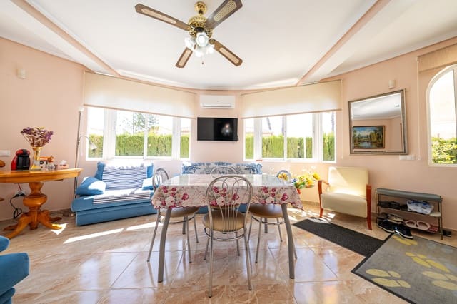 3 bedroom Villa for sale in Playa Flamenca, Orihuela with pool - € 570,000 (Ref: 9720341)